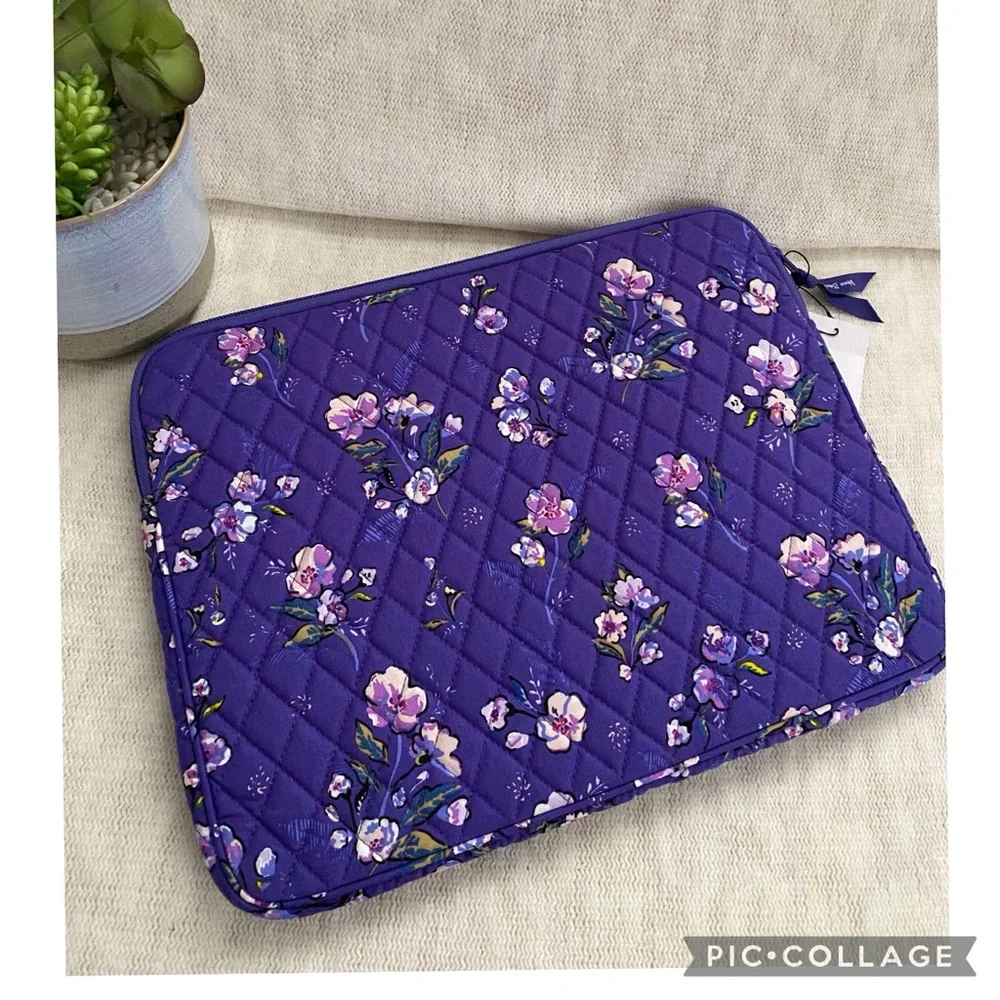 ✨🆕✨Brand New Vera Bradley Laptop Case